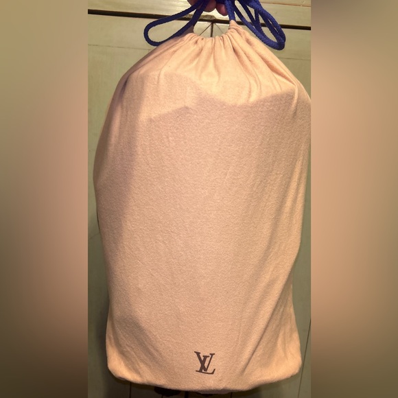 louis. uitton Accessories - Louis Vuitton HUGE dust bag